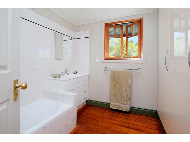 60 Bulimba Street, Bulimba QLD 4171