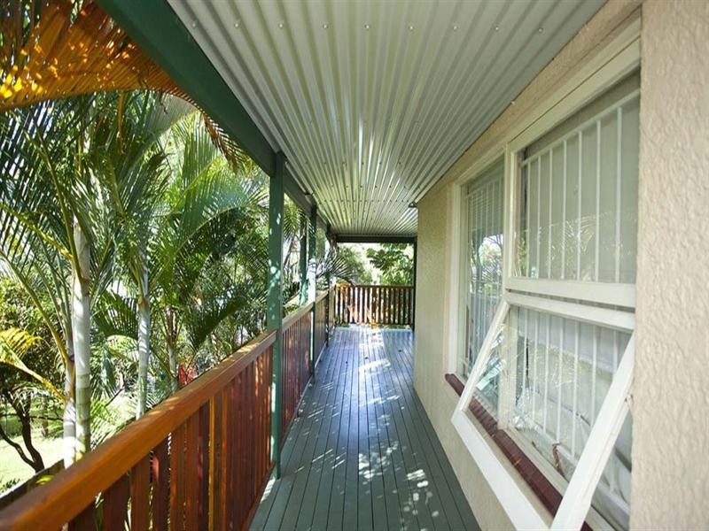 14 Biplex Street, Mansfield QLD 4122