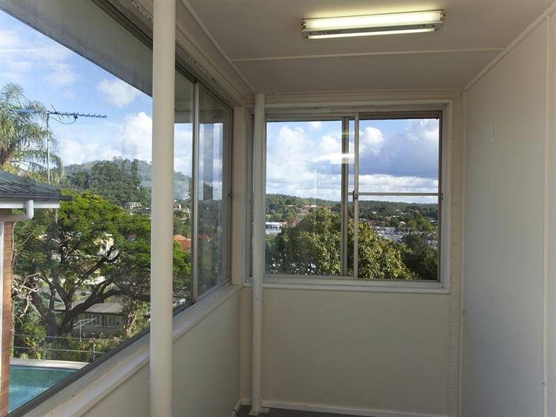 24 Bakewell Street, Mount Gravatt East QLD 4122