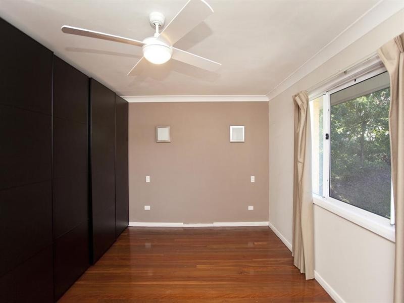 24 Bakewell Street, Mount Gravatt East QLD 4122