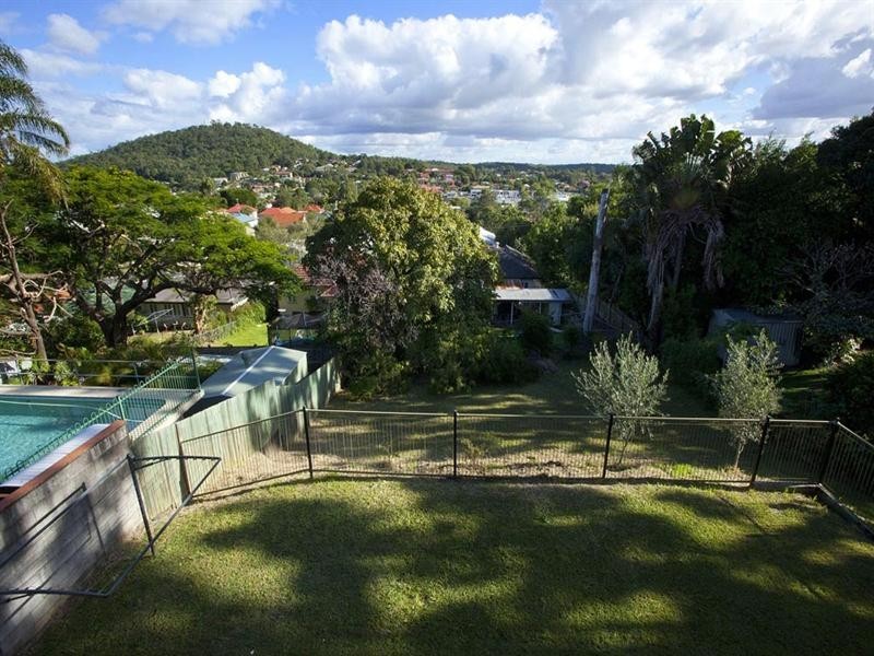 24 Bakewell Street, Mount Gravatt East QLD 4122