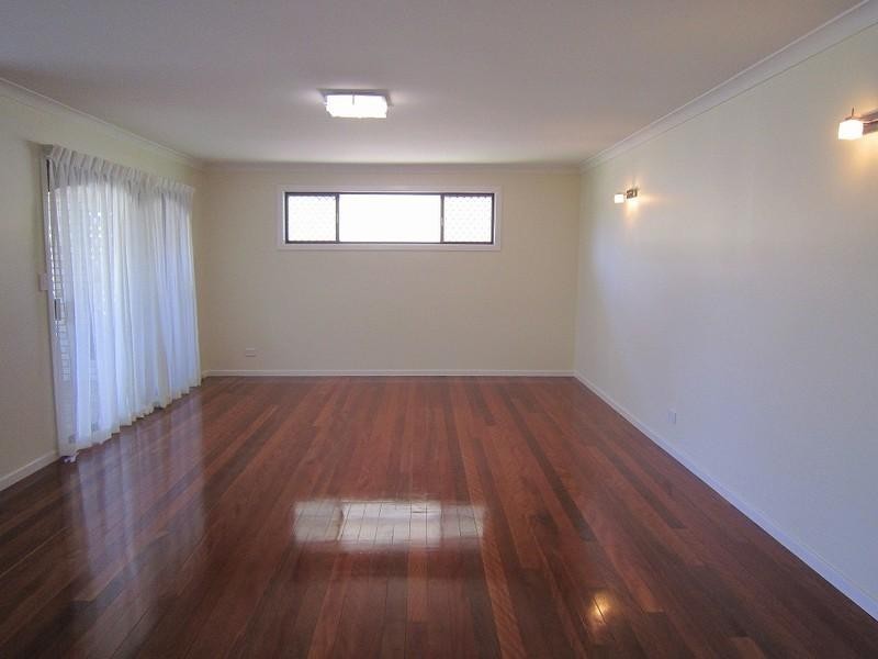 6 Trident Street, Mansfield QLD 4122