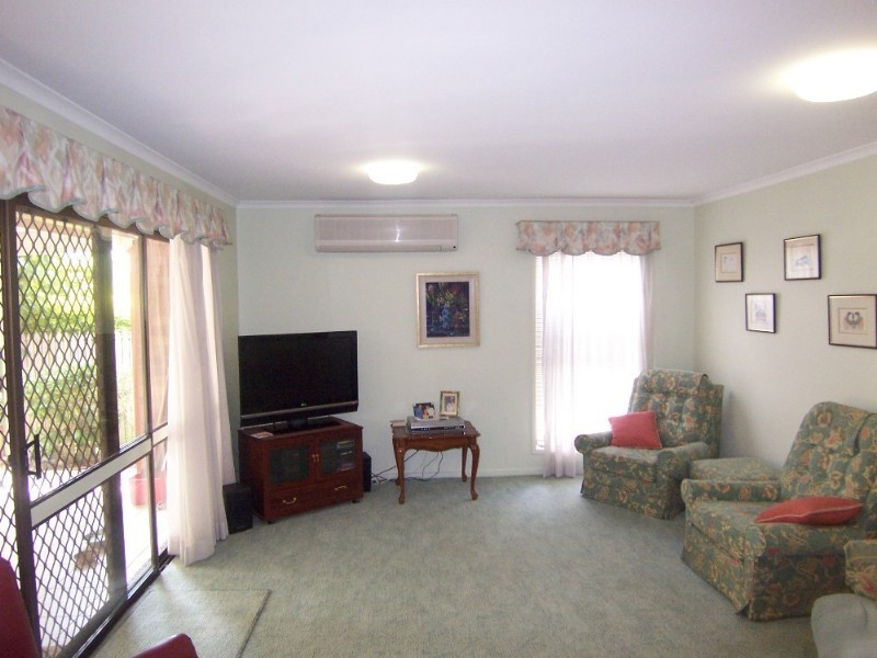 15 Goorari Street, Eight Mile Plains QLD 4113