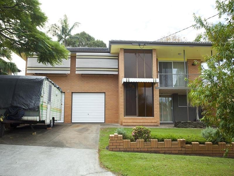 16 Novello Street, Mansfield QLD 4122