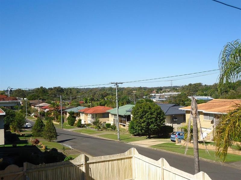 16 Novello Street, Mansfield QLD 4122