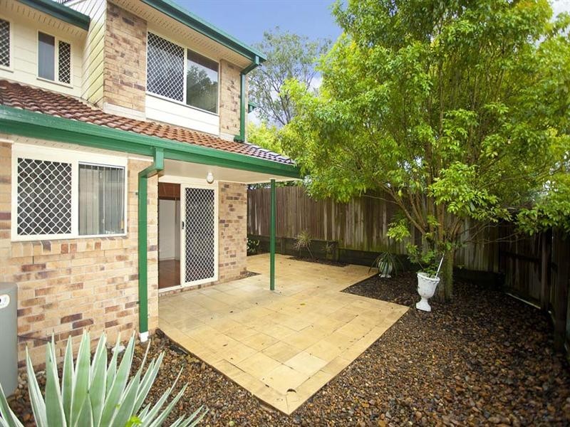 12/10 Adrian Place, Wishart QLD 4122