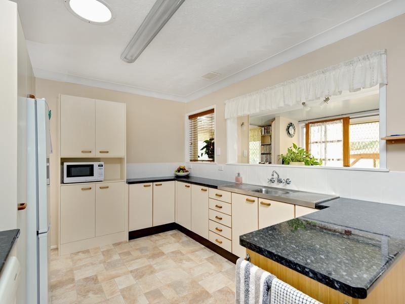 29 Mingera Street, Mansfield QLD 4122