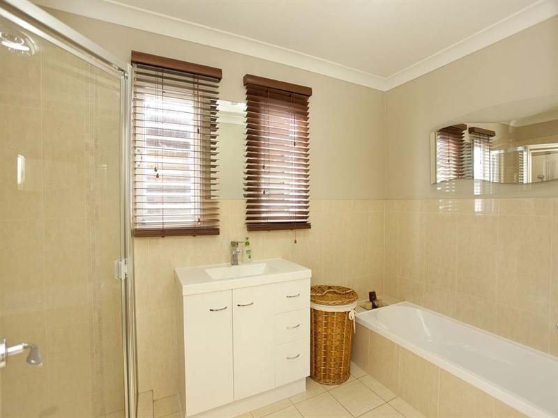 61 Kempsie Road, Upper Mount Gravatt QLD 4122