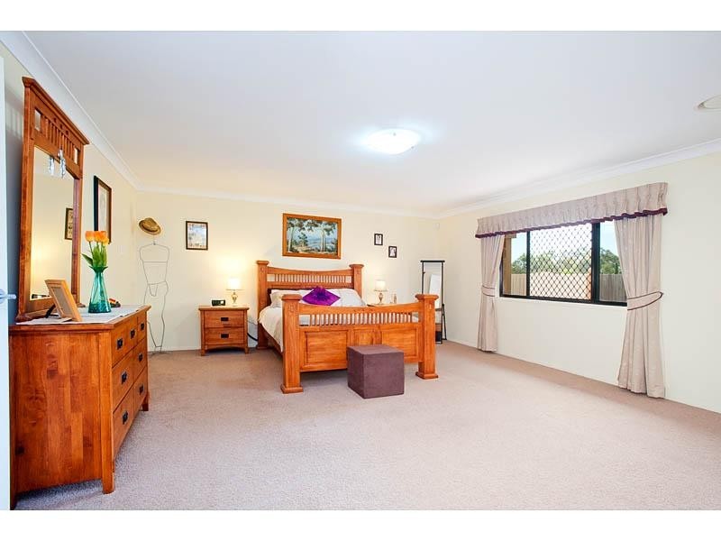 11 Lachine Place, Mansfield QLD 4122