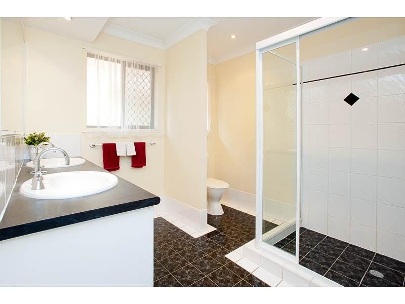 11 Lachine Place, Mansfield QLD 4122