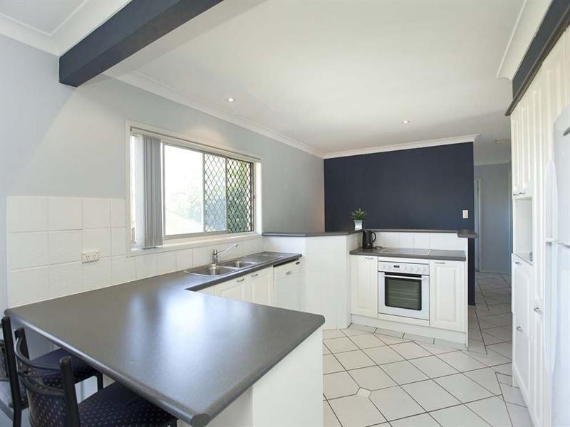 30 Menkira Street, Mansfield QLD 4122