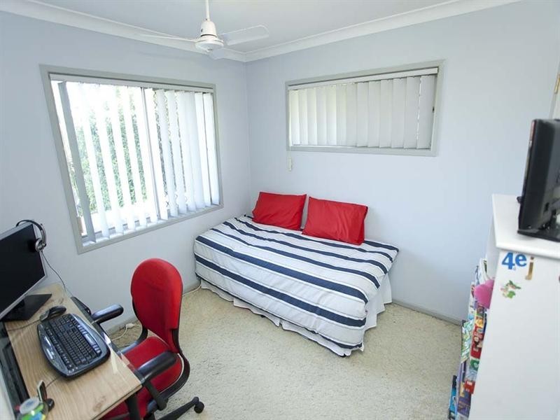 30 Menkira Street, Mansfield QLD 4122