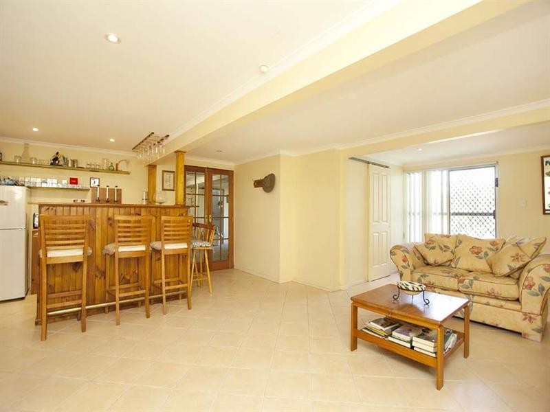 30 Menkira Street, Mansfield QLD 4122