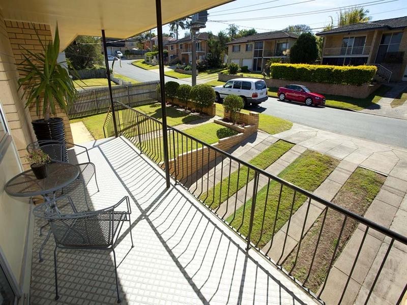 30 Menkira Street, Mansfield QLD 4122