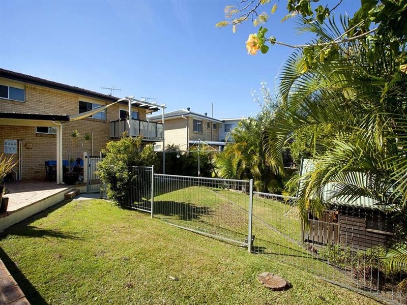 30 Menkira Street, Mansfield QLD 4122