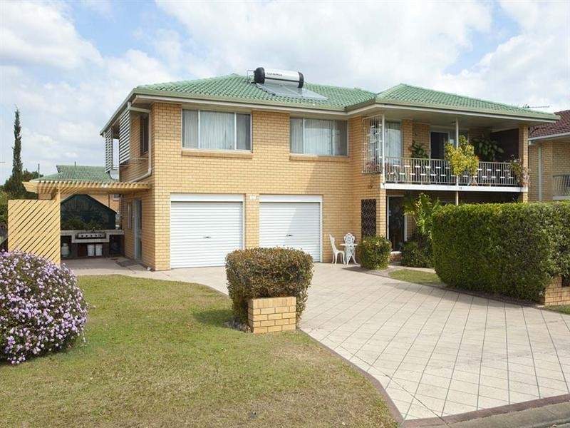 11 Doone Street, Macgregor QLD 4109