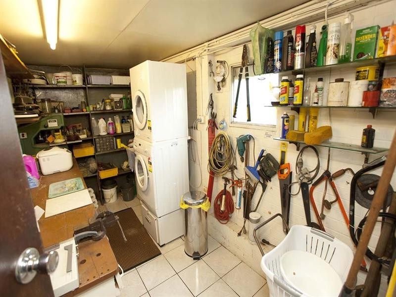 11 Doone Street, Macgregor QLD 4109