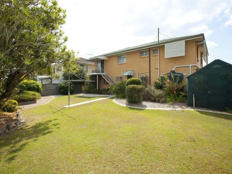 11 Doone Street, Macgregor QLD 4109