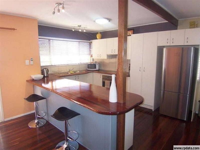 13 Liverpool Street, Eight Mile Plains QLD 4113