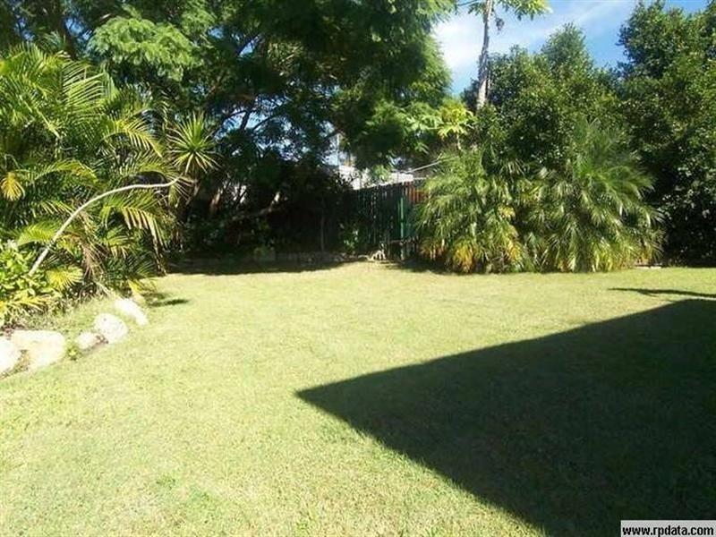 13 Liverpool Street, Eight Mile Plains QLD 4113