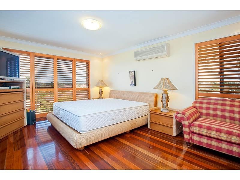 14 Monte Carlo Street, Wishart QLD 4122