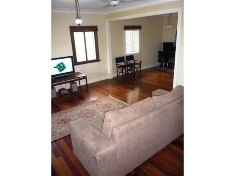 57 Grenfell Street, Mount Gravatt East QLD 4122