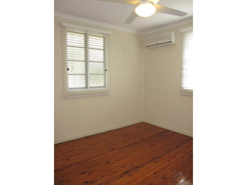 19 Nantwich Street, Mount Gravatt East QLD 4122