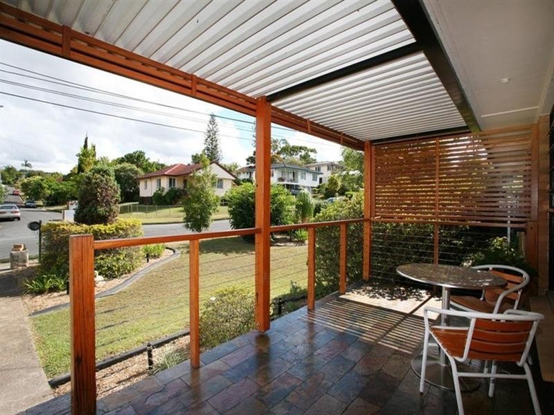 18 Amoria Street, Mansfield QLD 4122