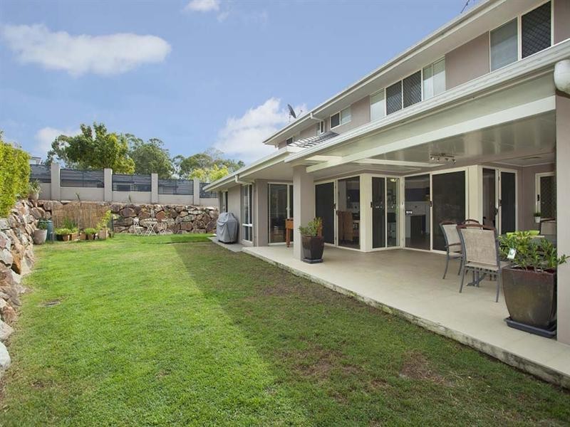 3 Bentley Court, Mansfield QLD 4122