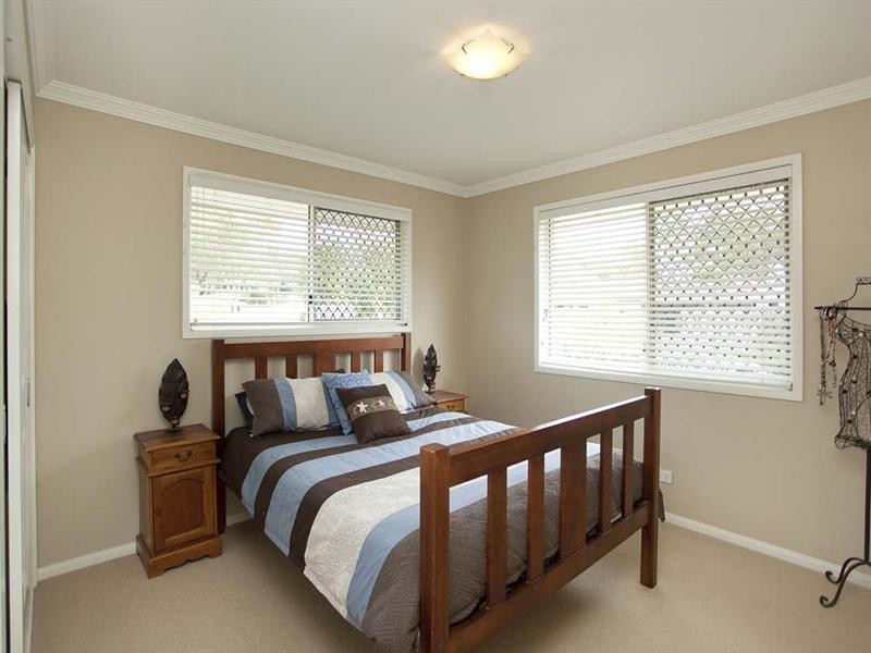 3 Bentley Court, Mansfield QLD 4122