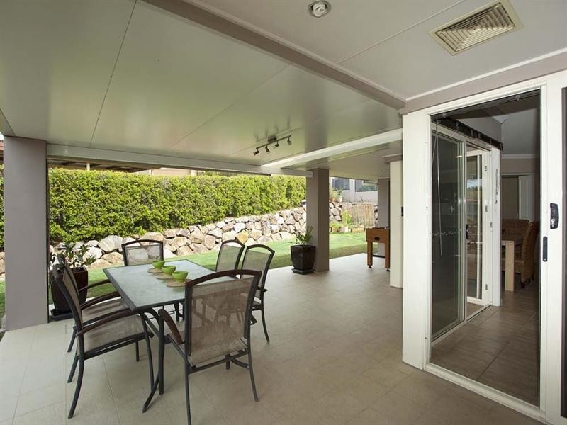 3 Bentley Court, Mansfield QLD 4122