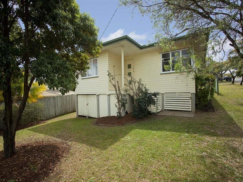 174 Broadwater Road, Mount Gravatt East QLD 4122