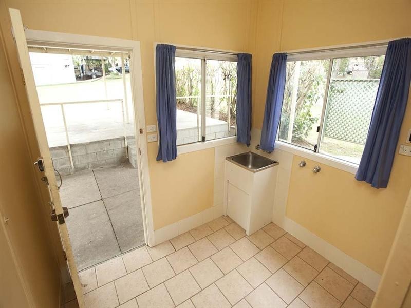 174 Broadwater Road, Mount Gravatt East QLD 4122