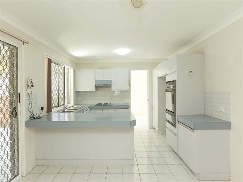 15 Sieben Street, Wishart QLD 4122