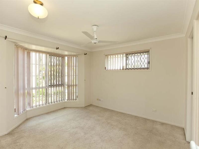 15 Sieben Street, Wishart QLD 4122