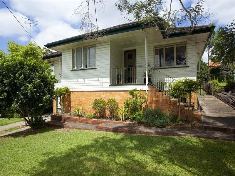 27 Curfew Street, Upper Mount Gravatt QLD 4122