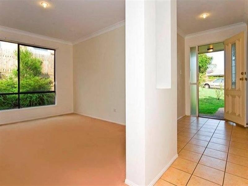 102 Hargreaves Road, Manly West QLD 4179