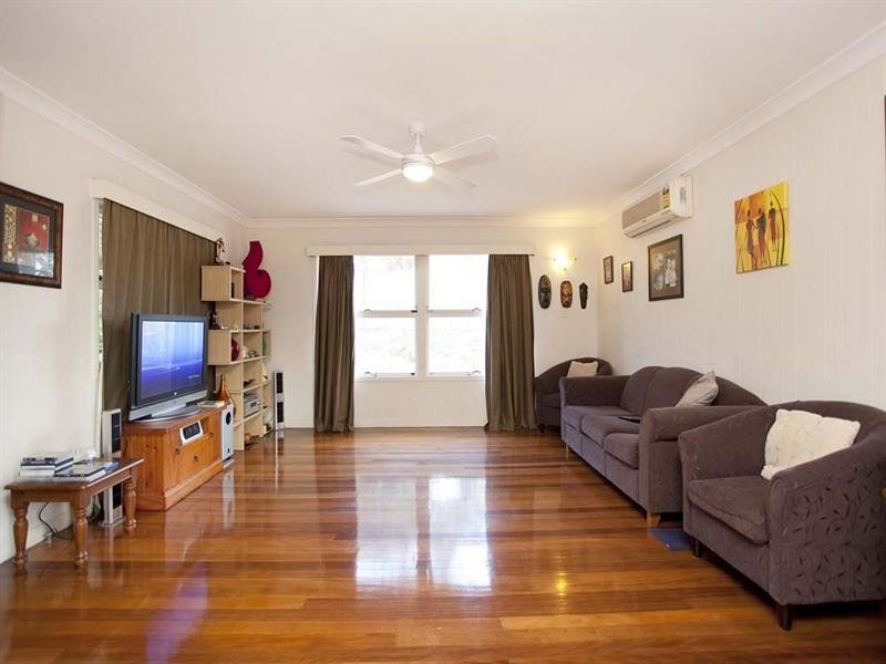 449 Newnham Road, Upper Mount Gravatt QLD 4122