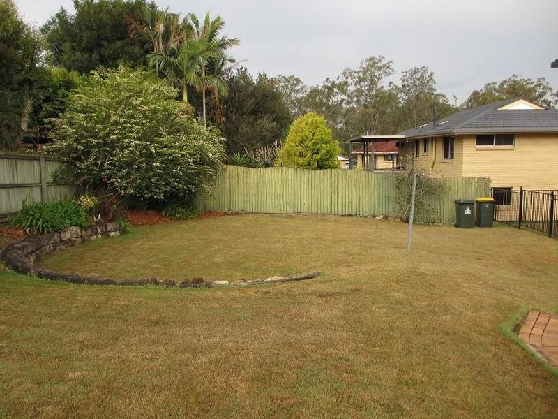 16 Fulton Street, Wishart QLD 4122