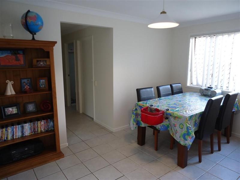 16 Timaru Crescent, Eight Mile Plains QLD 4113