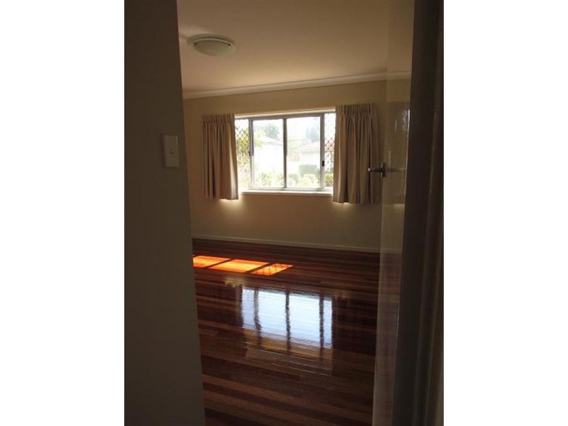 2/4 Bakewell Street, Mount Gravatt East QLD 4122