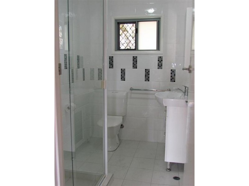 2/4 Bakewell Street, Mount Gravatt East QLD 4122