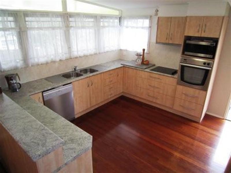 2 Rothwell Street, Mount Gravatt East QLD 4122