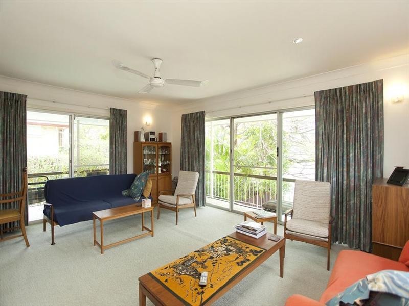 17 Craigview Street, Macgregor QLD 4109