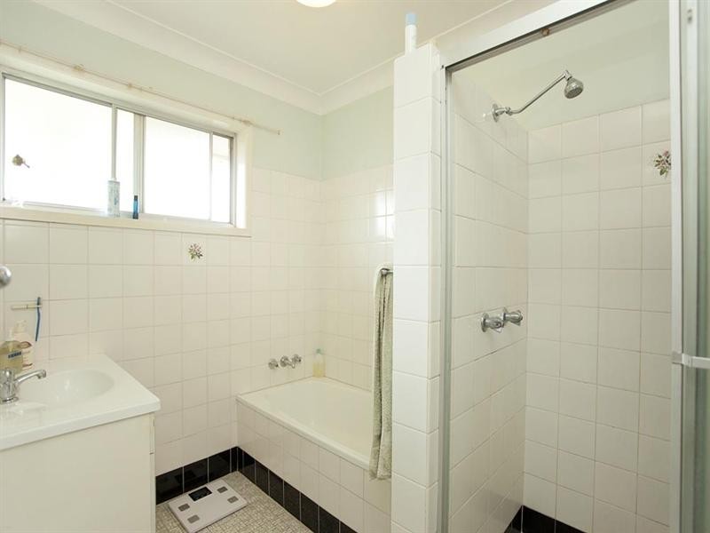 17 Craigview Street, Macgregor QLD 4109