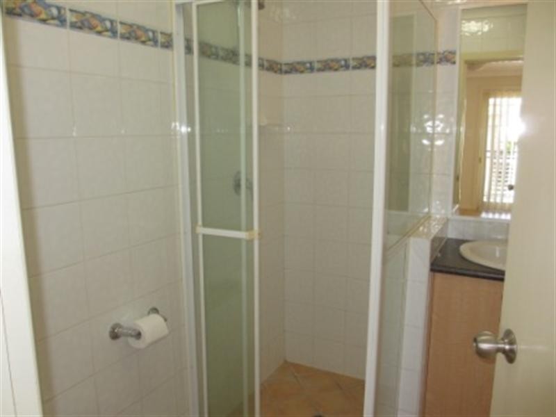 6/8 Gordon Street, Greenslopes QLD 4120