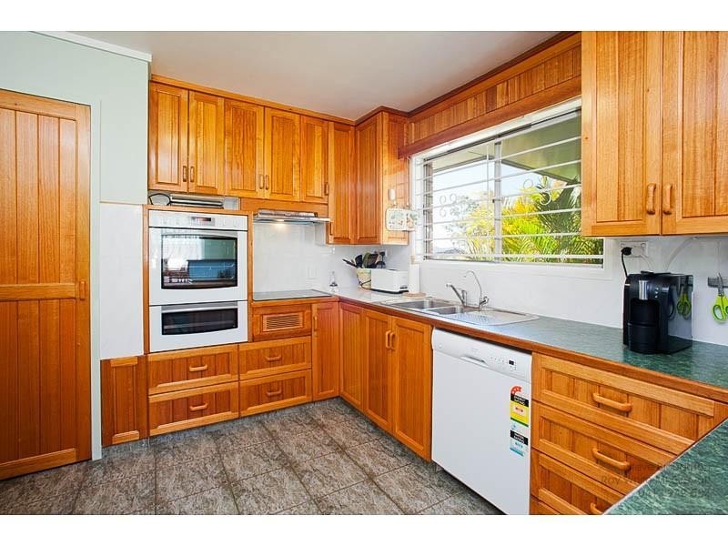 4 Amsterdam Street, Wishart QLD 4122