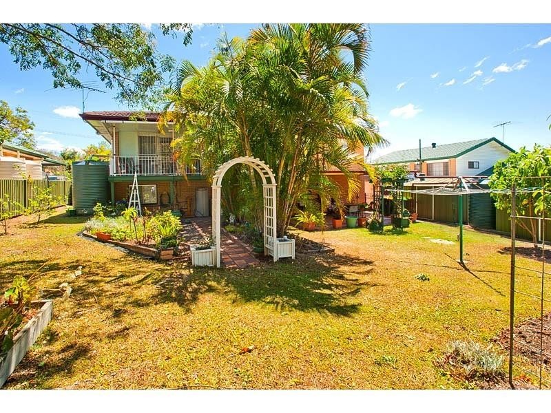 4 Amsterdam Street, Wishart QLD 4122