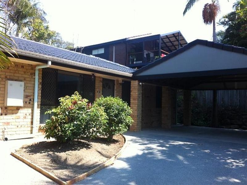 3 Gretna Street, Mansfield QLD 4122