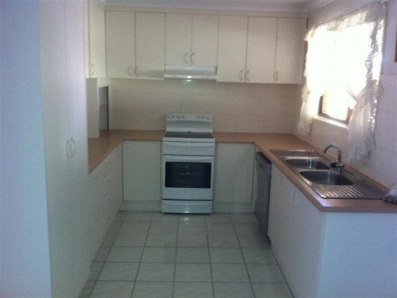 3 Gretna Street, Mansfield QLD 4122